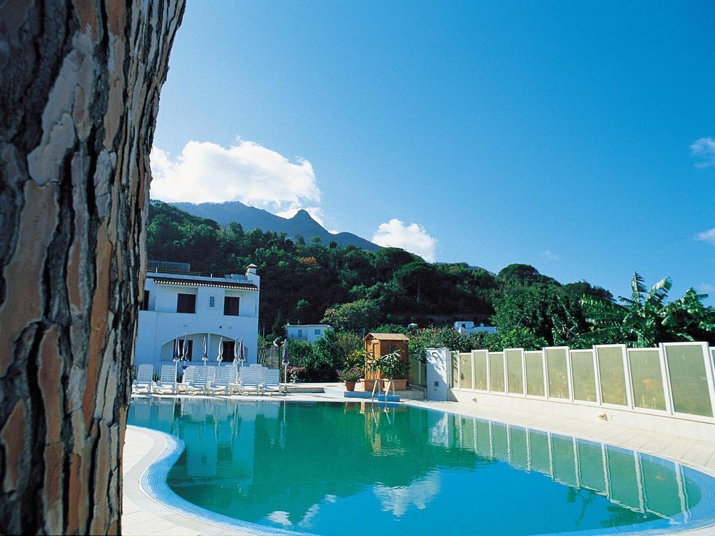 Hotel L'Approdo Casamicciola Terme ภายนอก รูปภาพ