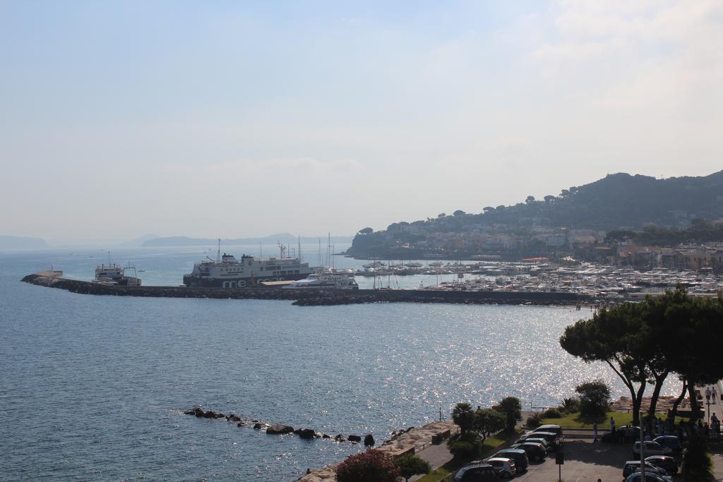 Hotel L'Approdo Casamicciola Terme ภายนอก รูปภาพ