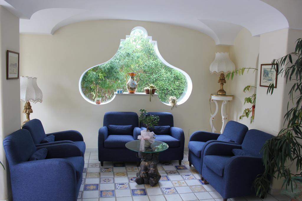 Hotel L'Approdo Casamicciola Terme ภายนอก รูปภาพ